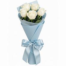 Букет 5 Белых роз Проуд в Знаменске