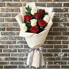 Букет цветов из:  Розы в Знаменске