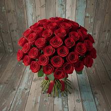 Букет 55 Красных роз Фридом #REPLACE_PRED# Знаменске