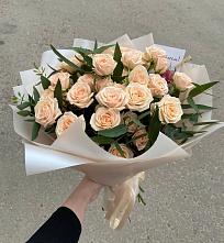 Букет Кремовые розы Латте в Знаменске