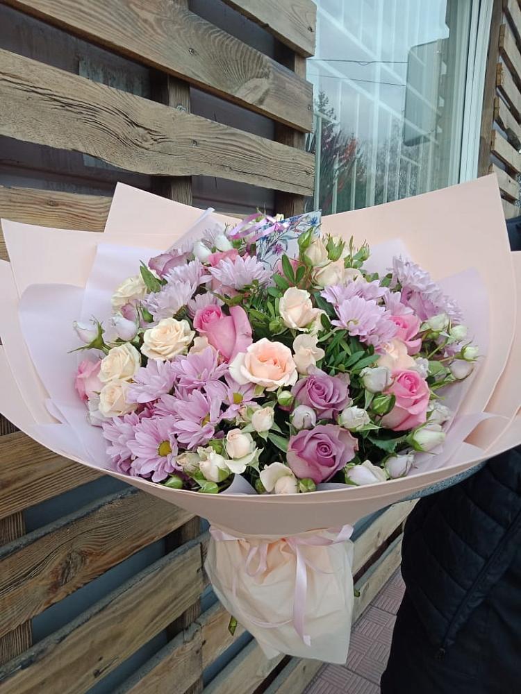 Букет цветов из: Розы и Хризантемы в Знаменске