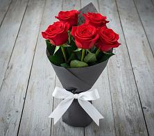 Букет 5 Красных роз Эдлесс Лав #REPLACE_PRED# Знаменске