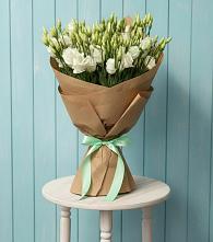 Букет цветов из:  Лизиантусы в Знаменске