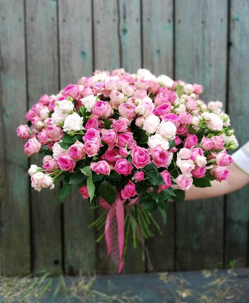 Букет Розовые кустовые розы Натали и Лав Лидия в Знаменске