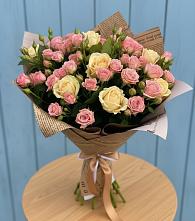 Букет цветов из:  Розы в Знаменске