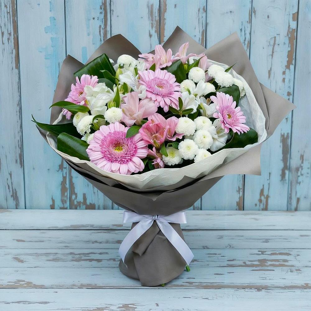 Букет цветов из: Герберы, Альстромерии и Хризантемы в Знаменске