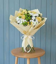 Букет цветов из:  Хризантемы и Розы в Знаменске