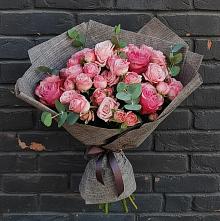 Букет цветов из:  Розы в Знаменске